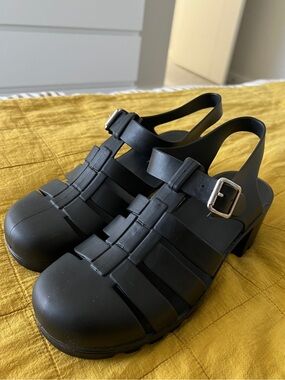 Jelly Fisherman Sandals